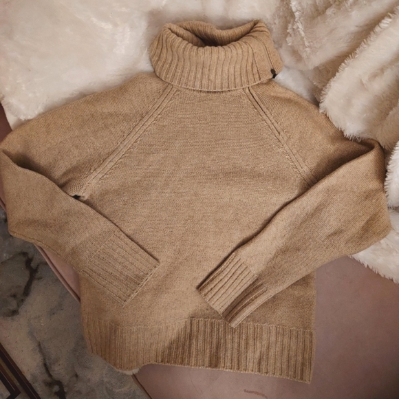 Tommy Hilfiger Sweaters - Thick wool+Camel hair cream turtle neck sweater, size S